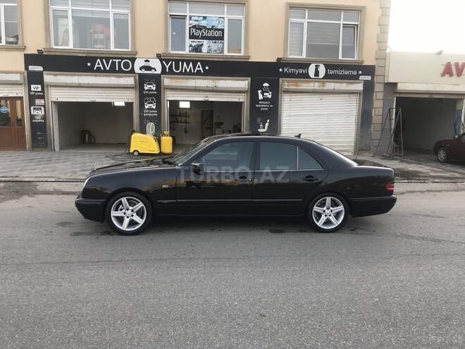 Mercedes E 240 1998, 350,000 km - 2.4 l - Sumqayıt