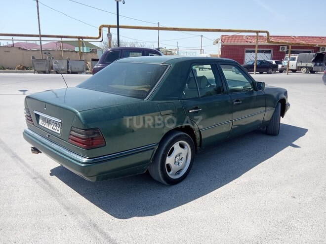 Mercedes E 200 1993, 380,000 km - 2.0 l - Bakı