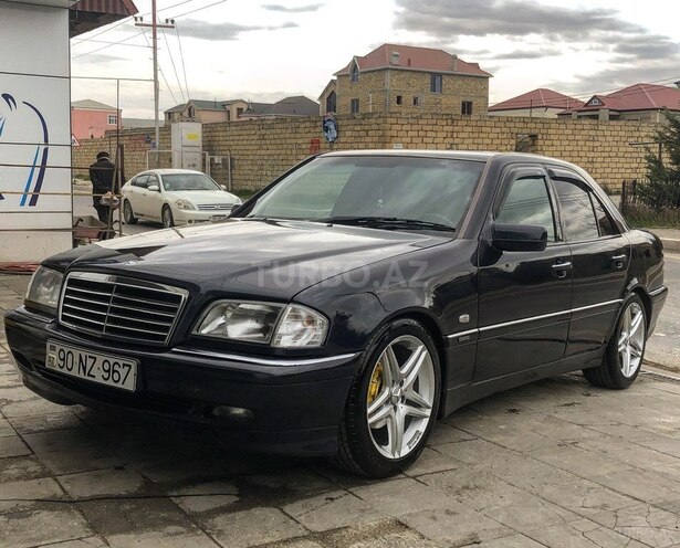 Mercedes C 200 1999, 197,000 km - 2.0 л - Sumqayıt