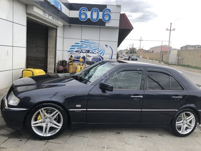 Mercedes C 200 1999, 197,000 km - 2.0 л - Sumqayıt