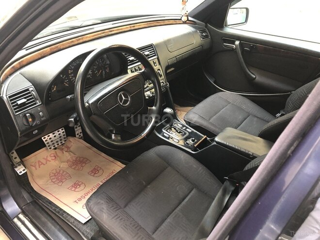 Mercedes C 200 1999, 197,000 km - 2.0 л - Sumqayıt