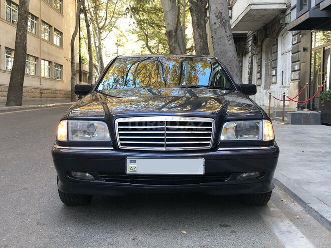 Mercedes C 200 1999, 197,000 km - 2.0 л - Sumqayıt