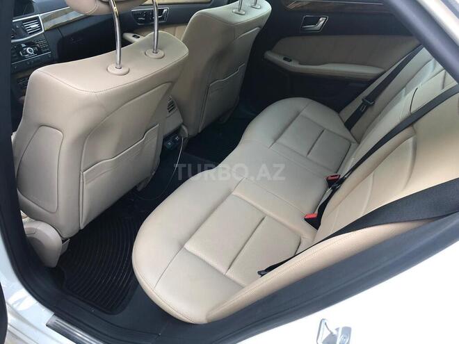 Mercedes E 300 2010, 122,000 km - 3.0 l - Bakı