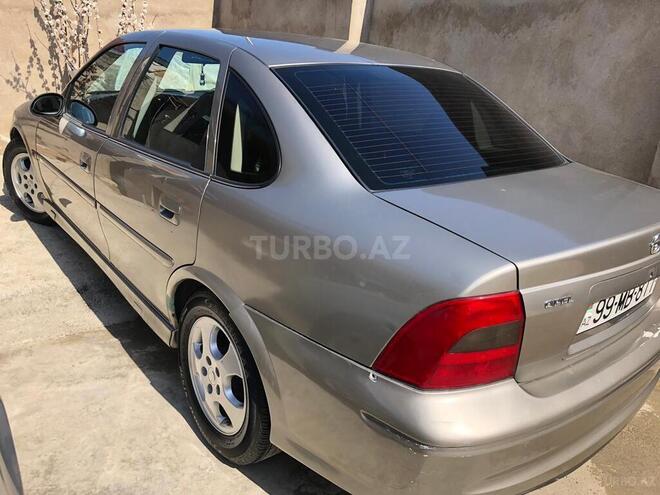 Opel Vectra 1999, 264,000 km - 1.6 л - Sumqayıt