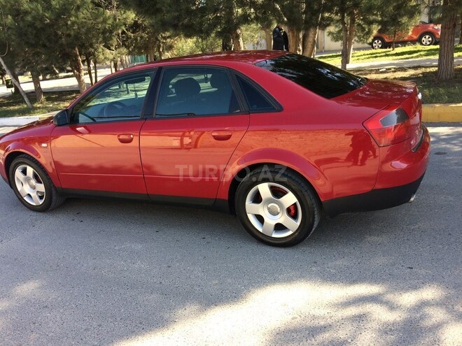 Audi A4 2002, 175,000 km - 1.8 l - Bakı
