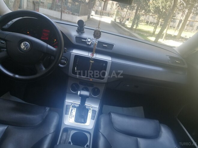 Volkswagen Passat 2005, 235,000 km - 2.0 л - Bakı