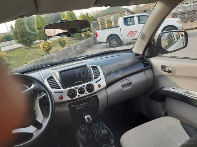 Mitsubishi L200 2013, 160,000 km - 2.5 л - Bakı