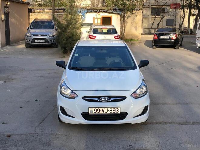 Hyundai Accent 2012, 200,002 km - 1.4 л - Bakı