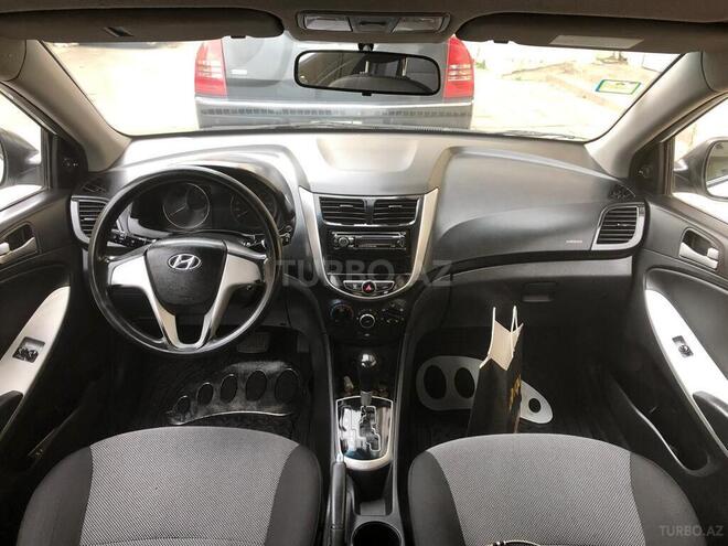 Hyundai Accent 2012, 200,002 km - 1.4 л - Bakı