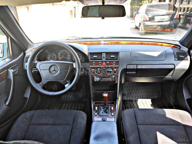 Mercedes C 180 1998, 322,000 km - 1.8 л - Quba