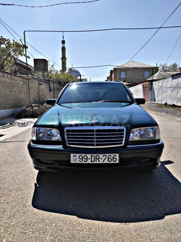 Mercedes C 180 1998, 322,000 km - 1.8 л - Quba