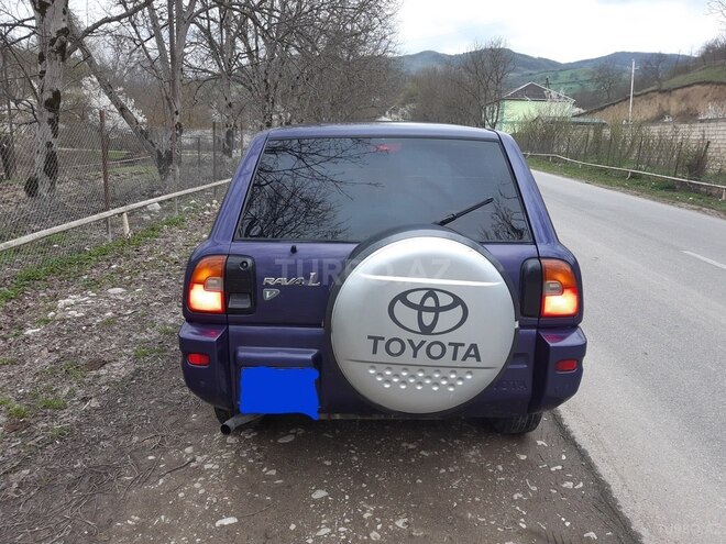 Toyota RAV4 1996, 395,445 km - 2.0 l - Qusar
