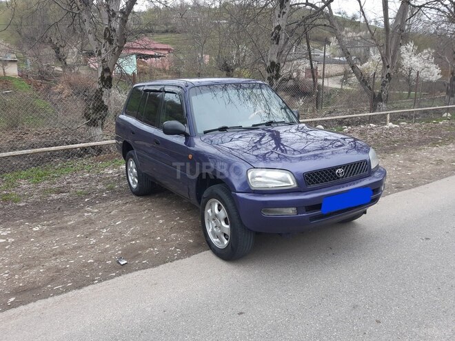 Toyota RAV4 1996, 395,445 km - 2.0 l - Qusar