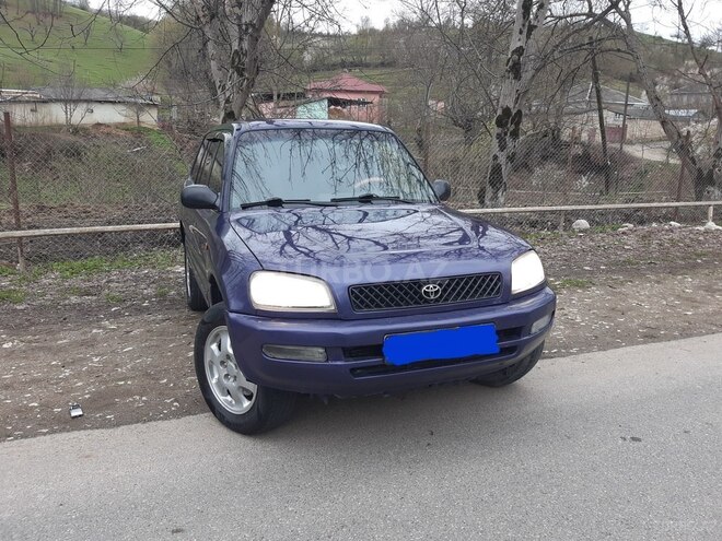Toyota RAV4 1996, 395,445 km - 2.0 l - Qusar