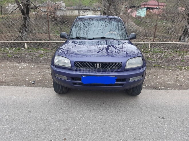Toyota RAV4 1996, 395,445 km - 2.0 l - Qusar