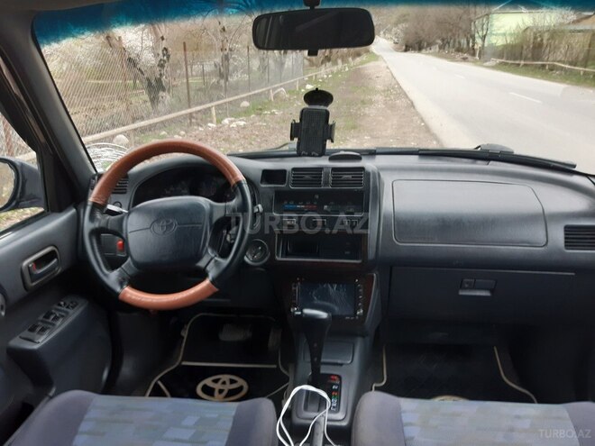 Toyota RAV4 1996, 395,445 km - 2.0 l - Qusar