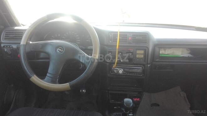 Opel Vectra 1994, 568,264 km - 1.7 l - Bakı