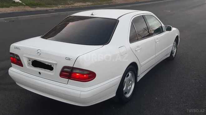 Mercedes E 220 2001, 397,500 km - 2.2 l - Bakı