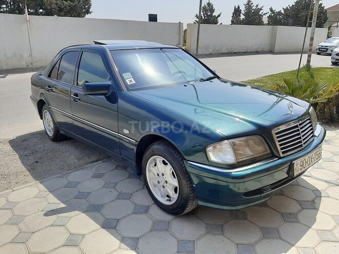 Mercedes C 220 1999, 276,000 km - 2.2 l - Sumqayıt
