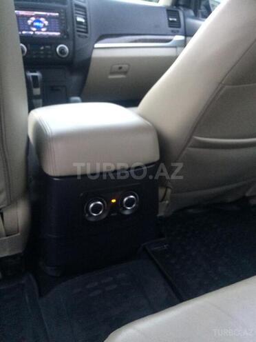 Mitsubishi Pajero 2009, 123,000 km - 3.5 л - Bakı