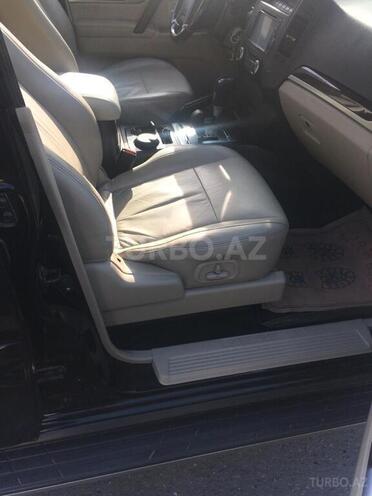 Mitsubishi Pajero 2009, 123,000 km - 3.5 л - Bakı