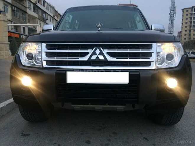 Mitsubishi Pajero 2009, 123,000 km - 3.5 л - Bakı