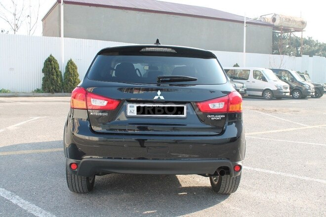 Mitsubishi Outlander Sport 2017, 25,600 km - 2.0 l - Bakı