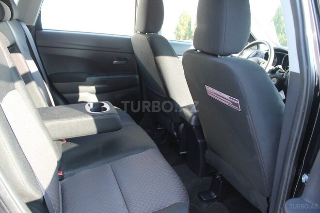 Mitsubishi Outlander Sport 2017, 25,600 km - 2.0 l - Bakı