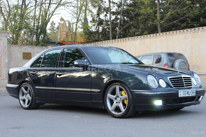 Mercedes E 320 2001, 330,000 km - 3.2 л - Göyçay