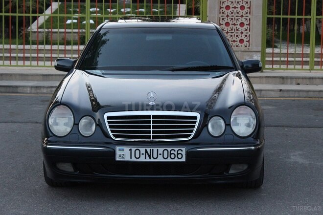 Mercedes E 320 2001, 330,000 km - 3.2 л - Göyçay