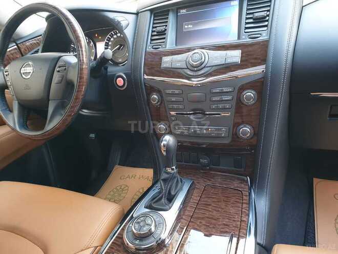 Nissan Patrol 2017, 33,000 km - 4.0 л - Bakı