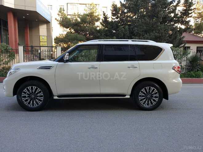 Nissan Patrol 2017, 33,000 km - 4.0 л - Bakı