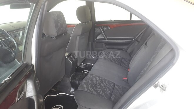 Mercedes E 240 1998, 291,355 km - 2.4 l - Bakı