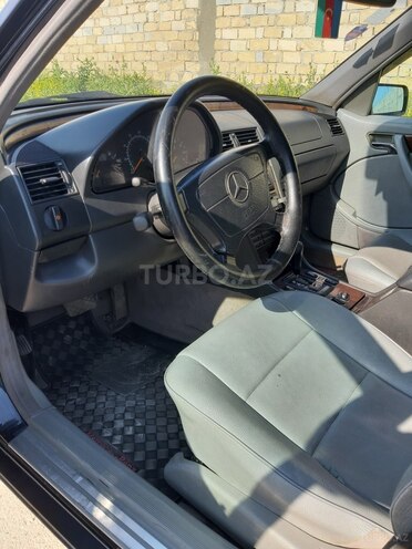 Mercedes C 230 1997, 259,000 km - 2.3 л - Bakı
