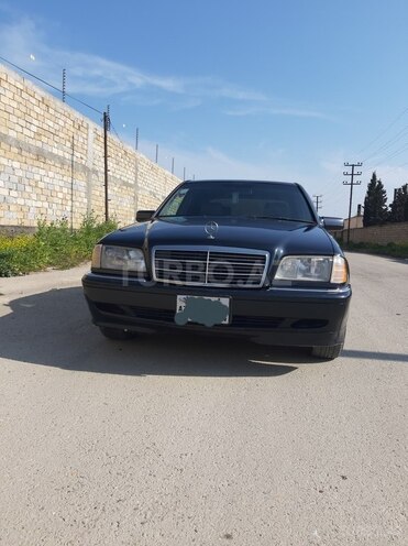 Mercedes C 230 1997, 259,000 km - 2.3 л - Bakı