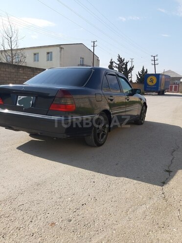 Mercedes C 230 1997, 259,000 km - 2.3 л - Bakı