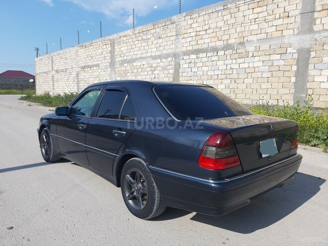 Mercedes C 230 1997, 259,000 km - 2.3 л - Bakı
