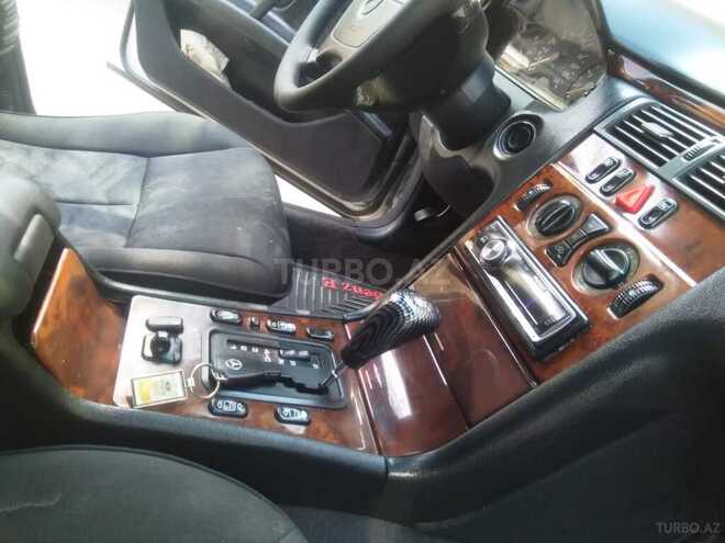 Mercedes E 230 1997, 430,000 km - 2.3 l - Bakı