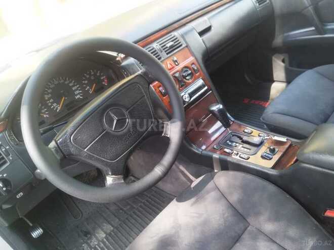 Mercedes E 230 1997, 430,000 km - 2.3 l - Bakı