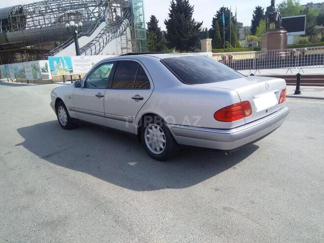 Mercedes E 230 1997, 430,000 km - 2.3 l - Bakı