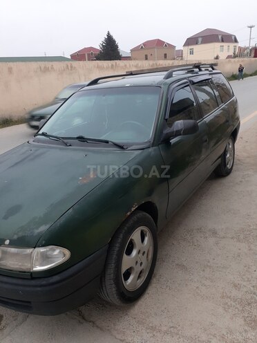 Opel Astra 1996, 323,000 km - 1.6 l - Bakı