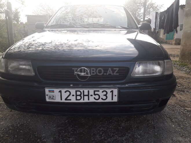 Opel Astra 1997, 580,000 km - 1.6 l - Biləsuvar