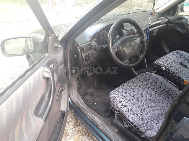 Opel Astra 1997, 580,000 km - 1.6 l - Biləsuvar