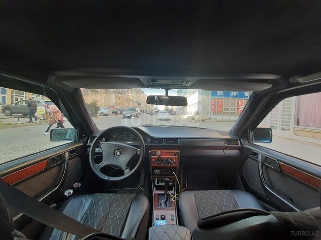 Mercedes E 300 1986, 460,000 km - 3.0 л - Bakı