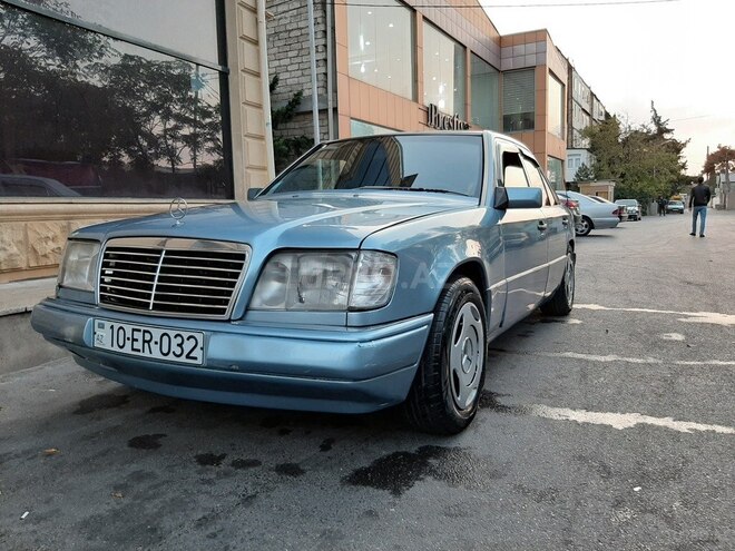 Mercedes E 300 1986, 460,000 km - 3.0 л - Bakı
