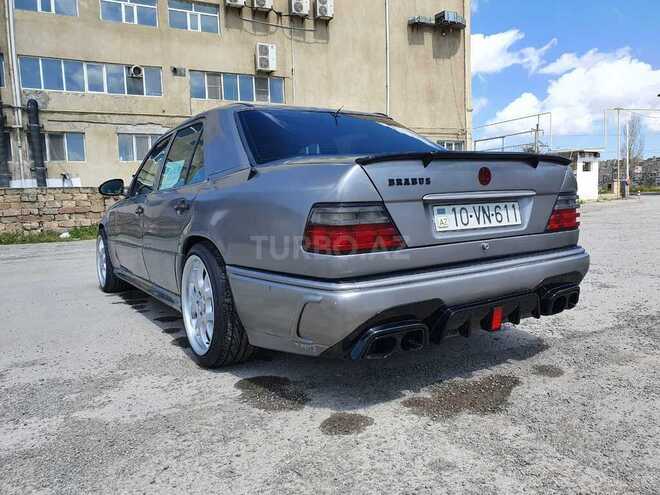 Mercedes E 280 1995, 325,000 km - 2.8 l - Bakı
