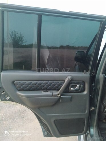 Mitsubishi Pajero 1994, 291,000 km - 2.8 l - Salyan