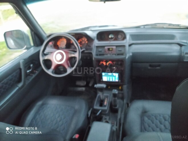 Mitsubishi Pajero 1994, 291,000 km - 2.8 l - Salyan