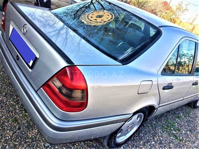 Mercedes C 180 1997, 325,000 km - 1.8 l - Gəncə
