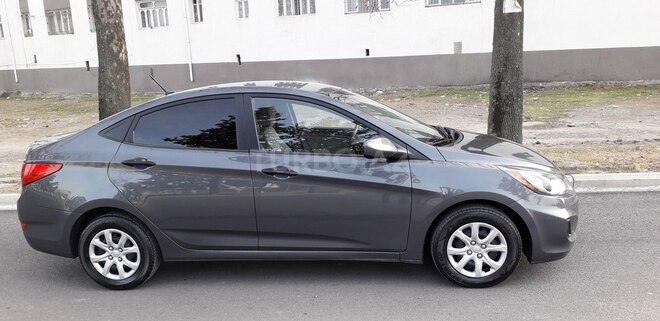 Hyundai Accent 2011, 192,794 km - 1.6 l - Gəncə